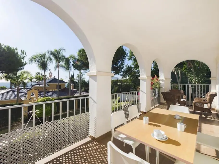 2 Bedroom Apartment, With Sea Views, In Puerto Banus Marbella
