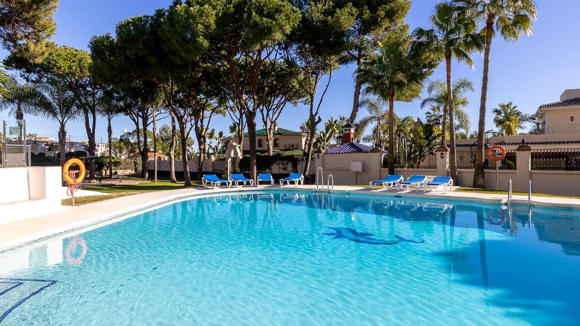 2 Bedroom Apartment, With Sea Views, In Puerto Banus Marbella Apartment